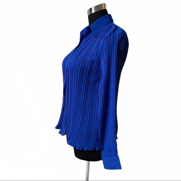 New gear pleated long sleeve Button Down Blouse - Picture 2 of 7